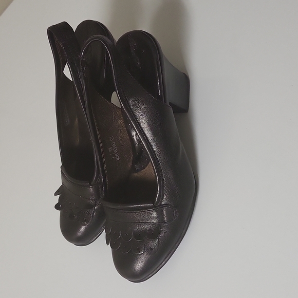 Born Crown SARASOTA Kiltie Slingback Heels Black Size 7 👡 - Picture 5 of 13